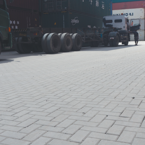 Paving Block Industri atau Pabrik dengan Kekuatan Maksimal