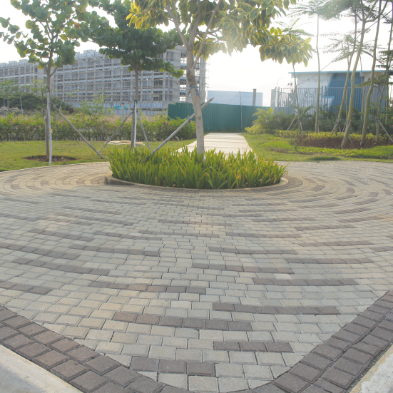 Veta Paving Block Conbloc: Solusi Kompak, Fleksibel, dan Kuat