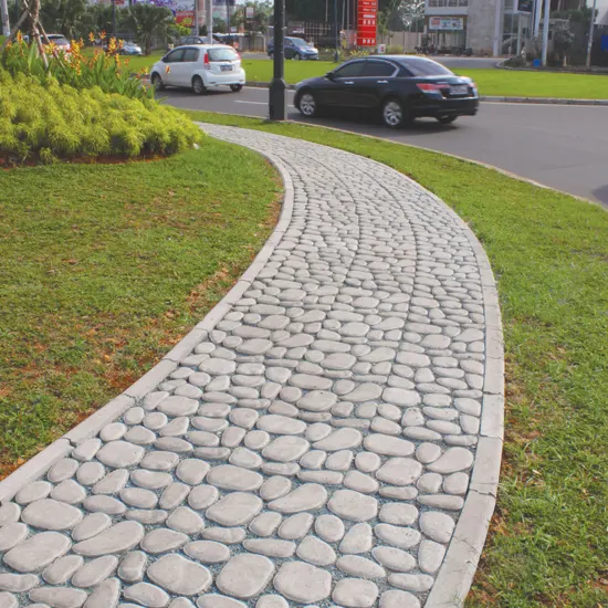 Grasstone Paving Rumput: Harmoni Hardscaping dan Kehijauan Alami