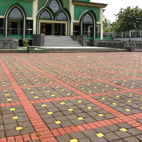 Veta Paving Block Conbloc: Solusi Kompak, Fleksibel, dan Kuat