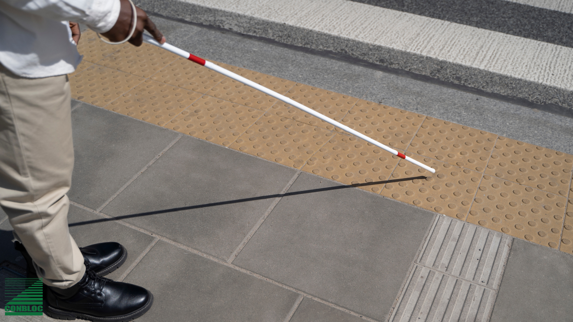 Mengenal Guiding Block, Solusi Inklusif untuk Aksesibilitas Publik