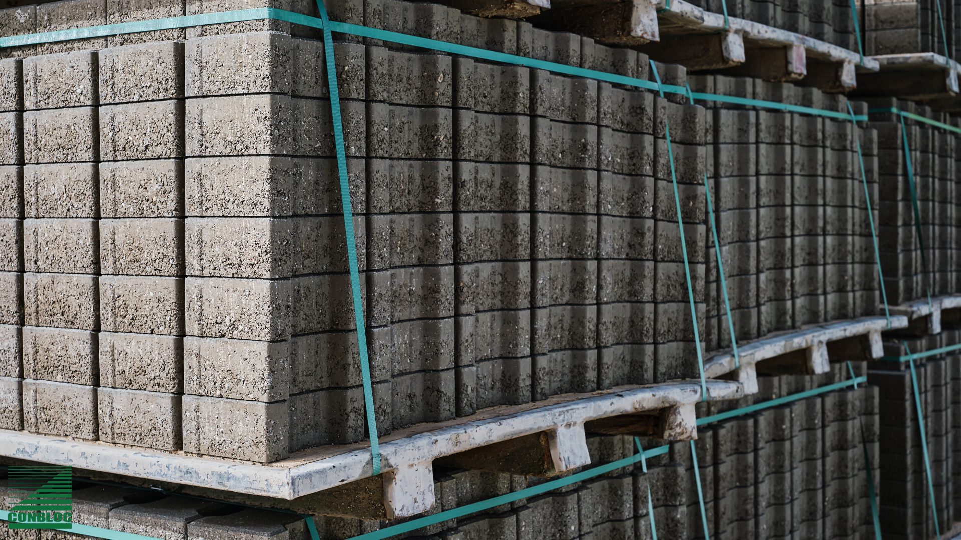 Peran Pabrik Paving di Industri Konstruksi & Panduan Memilihnya